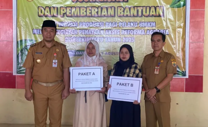 Sosialisasi dan Pemberian Bantuan Alat Inovasi Produksi bagi Pelaku UMKM Melalui Kegiatan Penataan Akses Reforma Agraria Disperkimtaru Tahun 2025